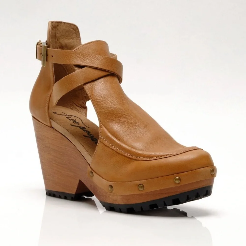 Free People Brown Leather Platform Clog Mules - Picture 4 of 11